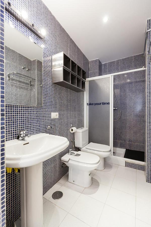 Peral Home Cozy Apartment Seville Exterior photo