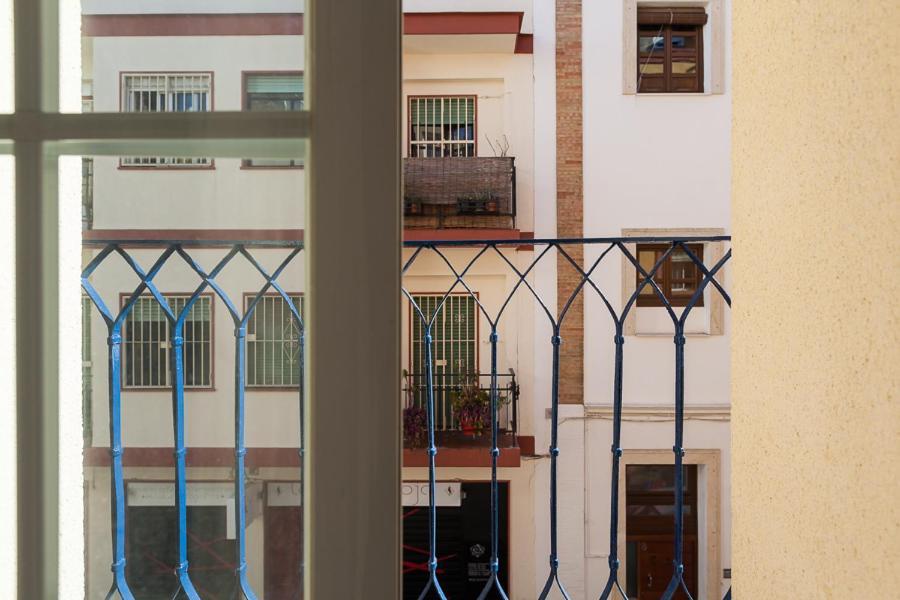 Peral Home Cozy Apartment Seville Exterior photo