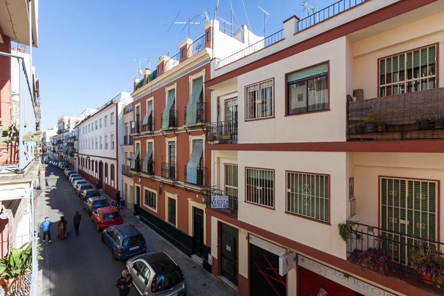 Peral Home Cozy Apartment Seville Exterior photo